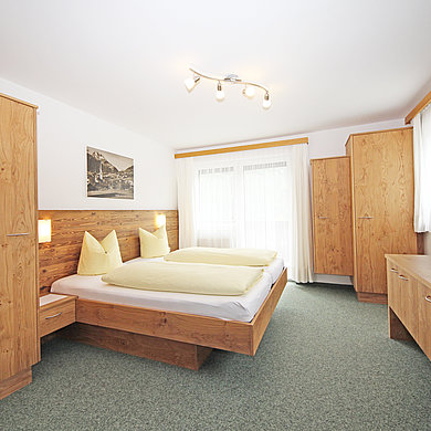 Zimmer / Appartements Komfortzimmer im Gasthof Rose in Virgen, Osttirol